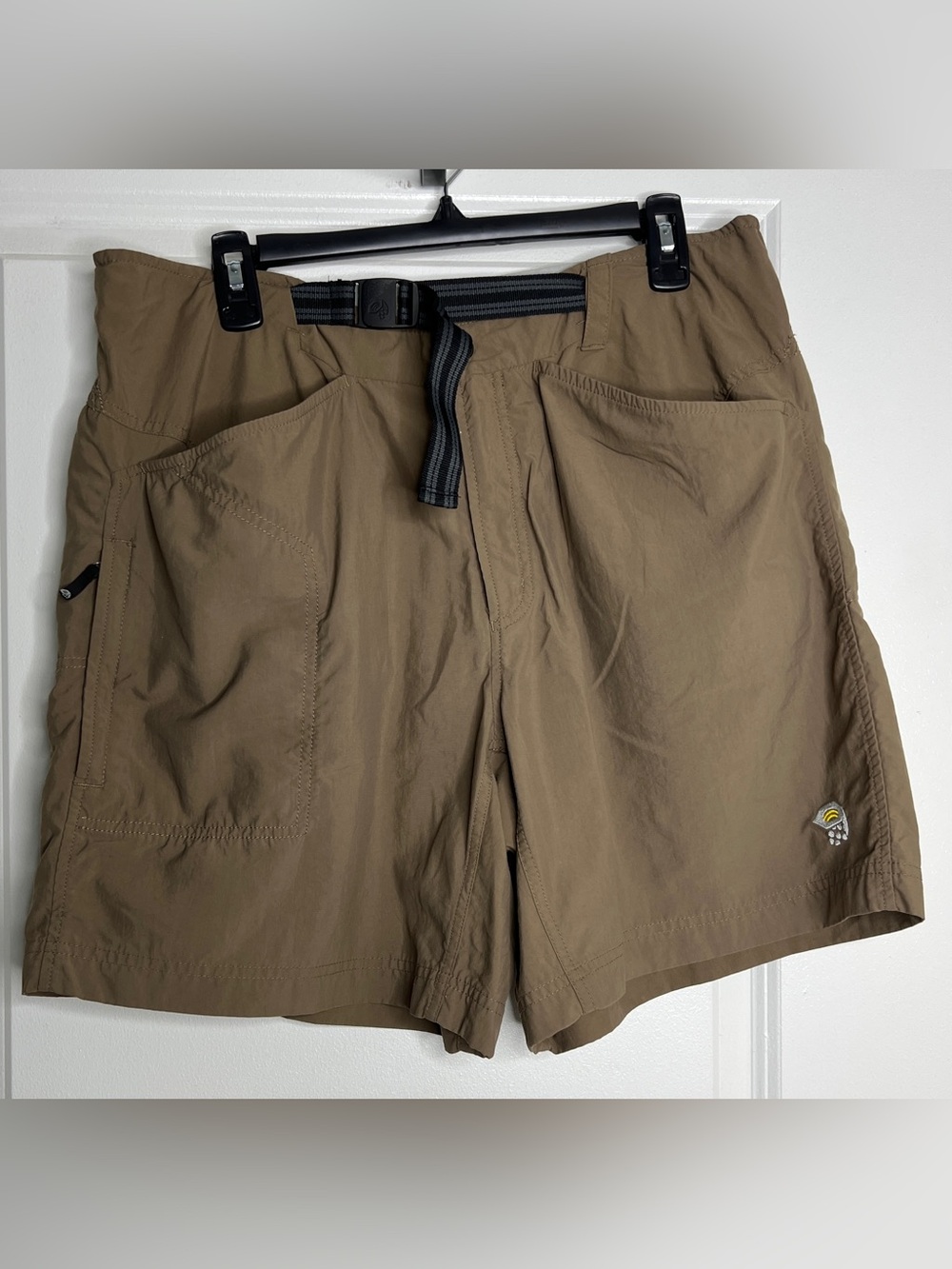Mountain Hardwear Men’s Hiking Shorts Large Brown Nylon Belted 5-Pocket